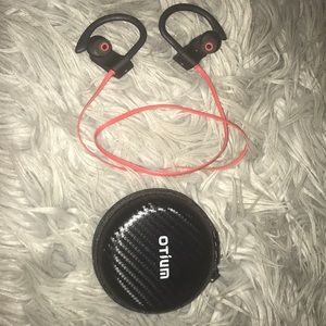 wireless bluetooth earbuds